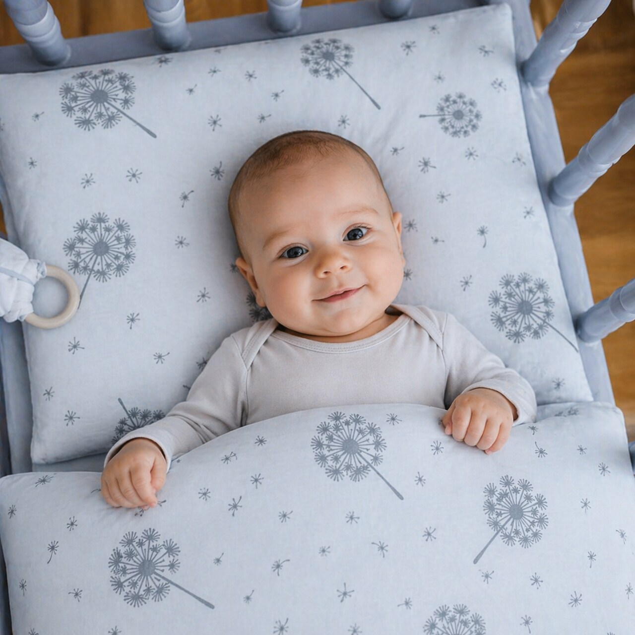 REVERSIBLE BABY BEDDING SET BLOWBALLS