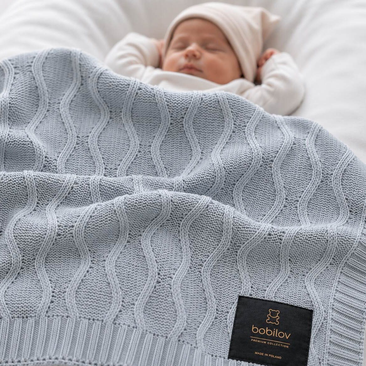 BAMBOO KNITTED BLANKET GREY